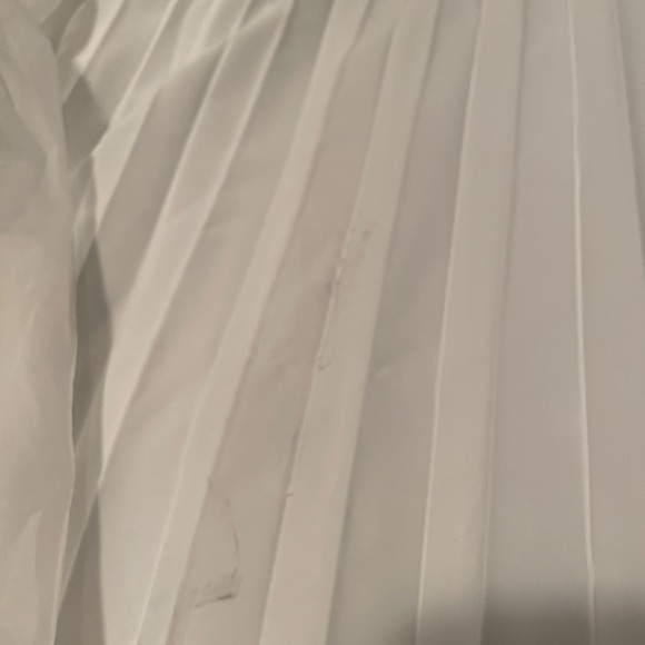 BNWT Commense - sleeveless pleated long dress, two tone - black and white - Picture 3 of 3